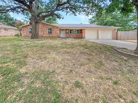 Dianna, HURST, TX 76053