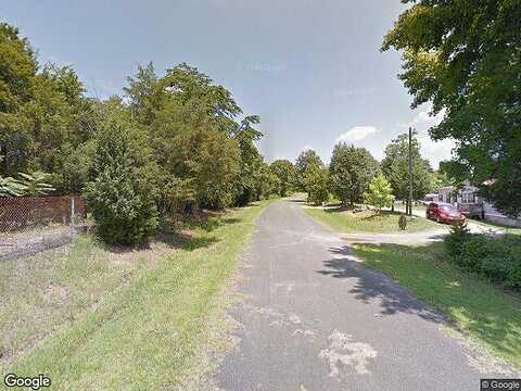 Bayberry Rd, Reidsville, NC 27320