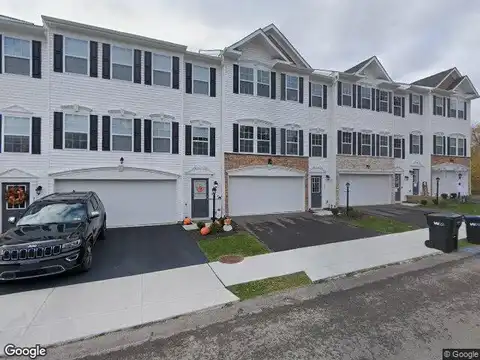 Ravenshire, CORAOPOLIS, PA 15108