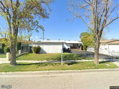 Holguin, LANCASTER, CA 93534