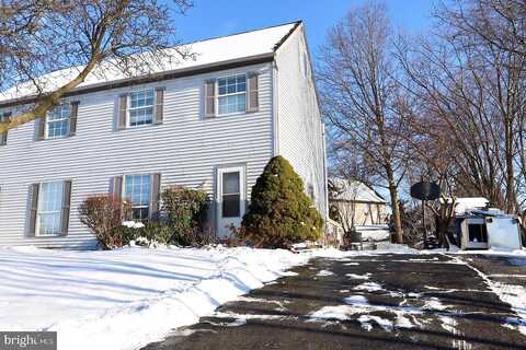 Oak Hollow, COLUMBIA, PA 17512