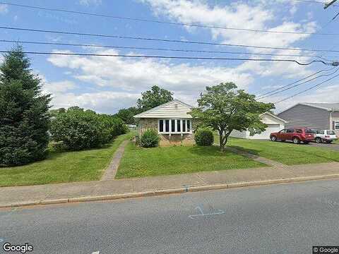 Macungie, EMMAUS, PA 18049