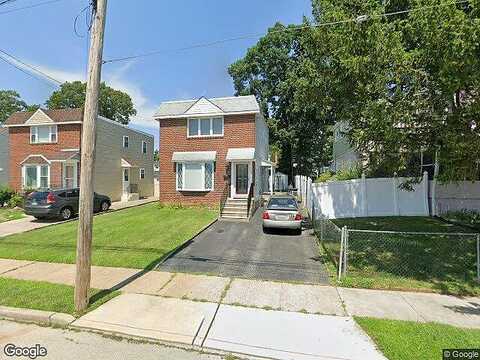 Edgewood, FOLSOM, PA 19033