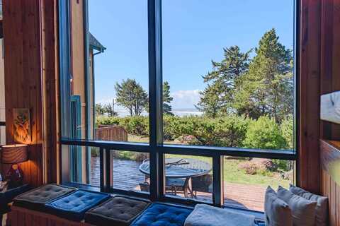 Oceanview, NEWPORT, OR 97365