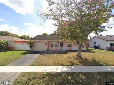 10Th, NORTH LAUDERDALE, FL 33068