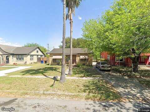 8Th, MCALLEN, TX 78501