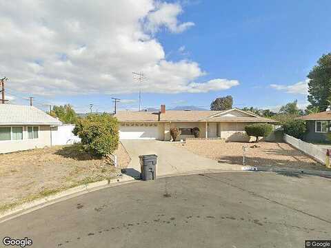 Vicky, HEMET, CA 92544