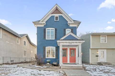 11Th, MINNEAPOLIS, MN 55404