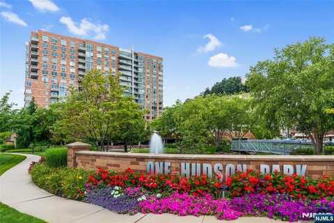 1515 Hudson Park, Edgewater, NJ 07020