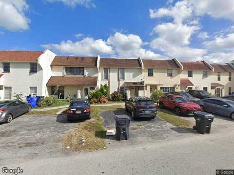 Seaview, NORTH LAUDERDALE, FL 33068