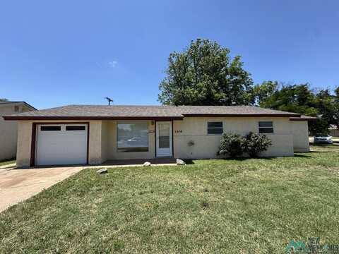 2916 Mandell Circle, Clovis, NM 88101