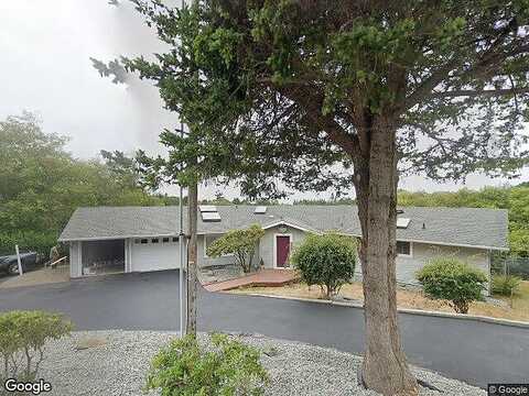 Hillside Acres, GOLD BEACH, OR 97444