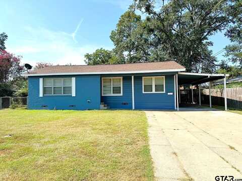 1St, MOUNT PLEASANT, TX 75455