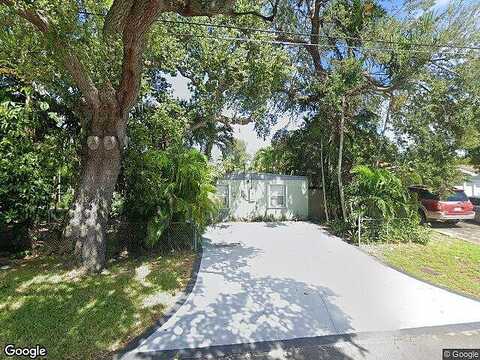 1St, HALLANDALE BEACH, FL 33009