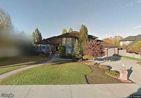 1St, WENATCHEE, WA 98801