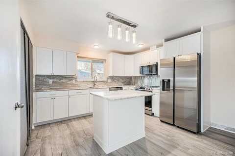 Simms, LAKEWOOD, CO 80215