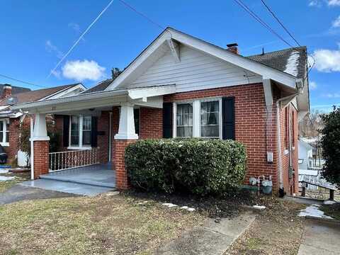 217 LAGRANGE Street, Pulaski, VA 24301