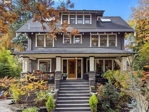 74Th, PORTLAND, OR 97215