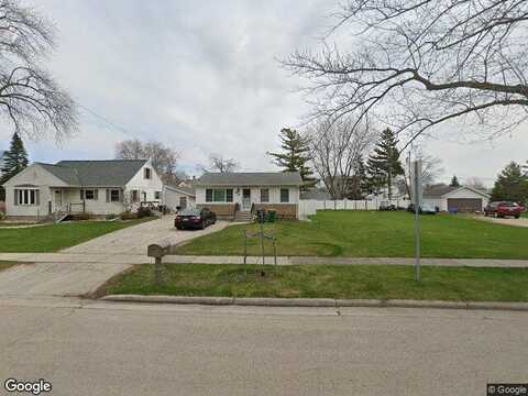 Ann, FOND DU LAC, WI 54935