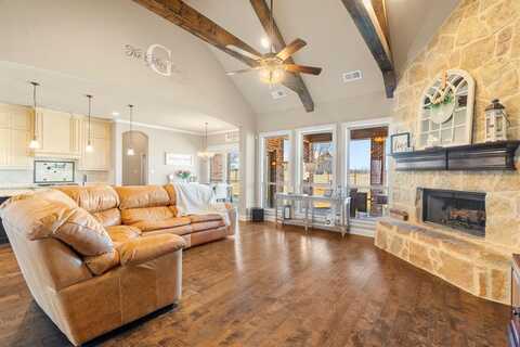 617 Zmolek Road, Ennis, TX 75119