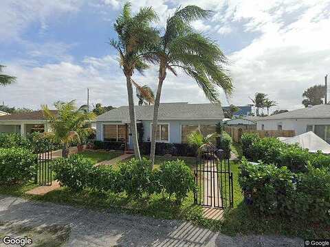 24Th, RIVIERA BEACH, FL 33404