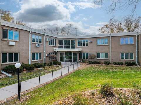 Brookside, MINNEAPOLIS, MN 55436