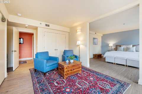 19Th, PORTLAND, OR 97205