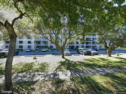 Hillcrest, HOLLYWOOD, FL 33021