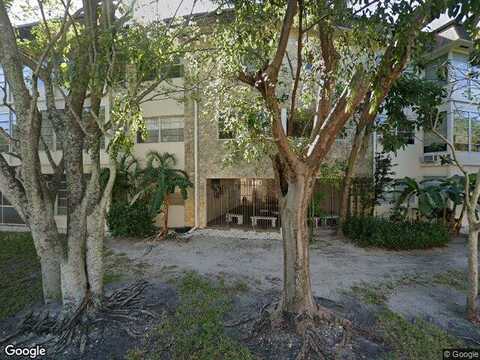 Oakland Park, LAUDERDALE LAKES, FL 33313