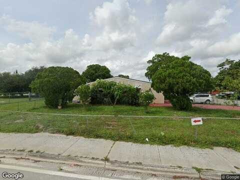 213Th, MIAMI GARDENS, FL 33055