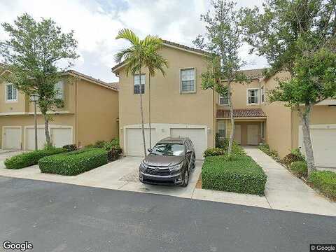 Village Blvd, Tequesta, FL 33469