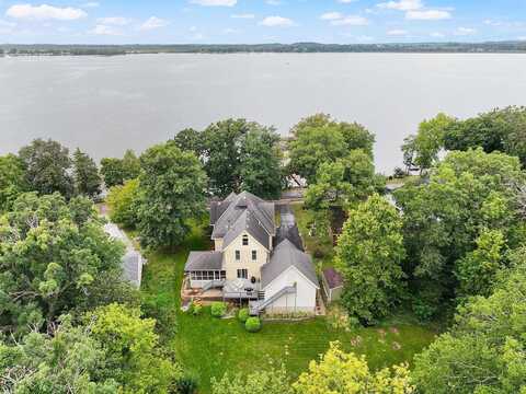 Lake Shore, LAKE MILLS, WI 53551