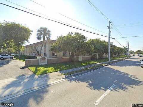 Andrews, WILTON MANORS, FL 33311