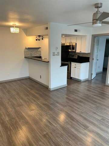 2800 Douglas Avenue, Dallas, TX 75219