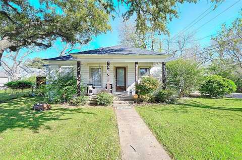 2Nd, CLEBURNE, TX 76033