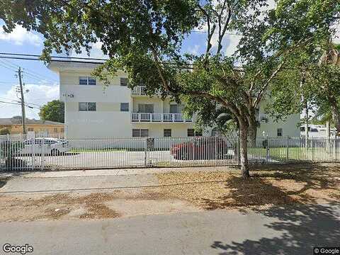 8Th, NORTH MIAMI, FL 33161