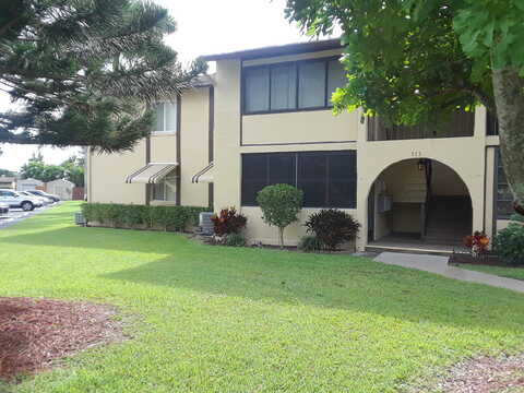 Pine Ridge, GREENACRES, FL 33463