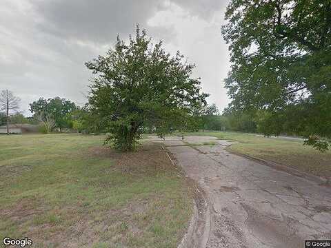 Poplar St, Greenville, TX 75402