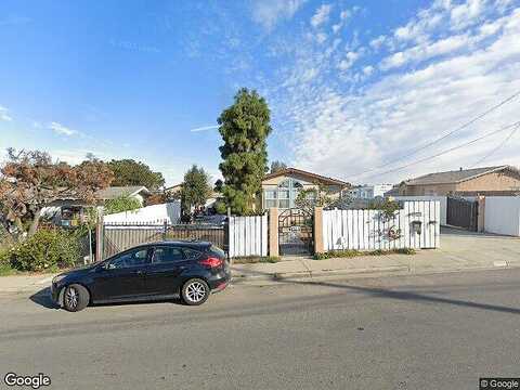 Ridgeway Dr, National City, CA 91950