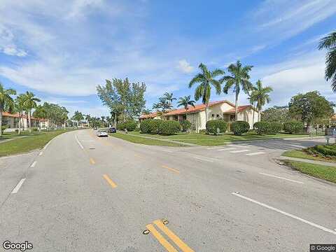 Lake Crystal Dr, West Palm Beach, FL 33411