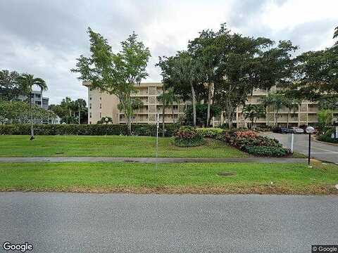 W Palm Aire Dr, Pompano Beach, FL 33069