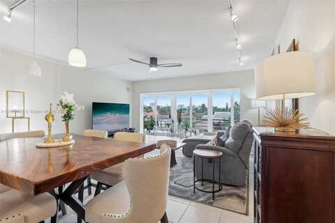 Ne 47Th Ct, Fort Lauderdale, FL 33308