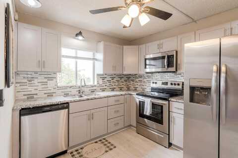 Ne 12Th Ter, Jensen Beach, FL 34957