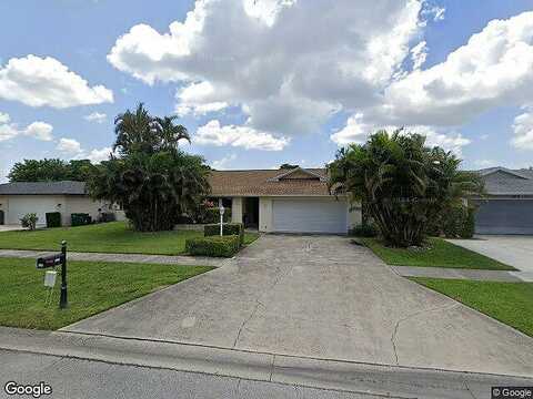 Beechwood Lake, NAPLES, FL 34112