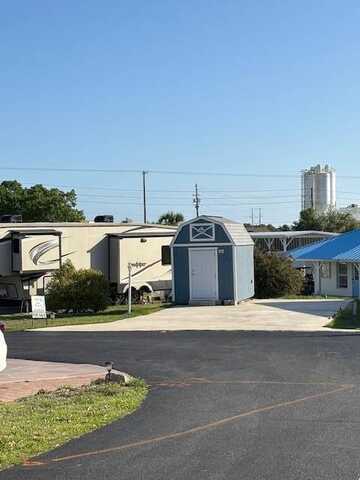 3 Windward, Lake Placid, FL 33852