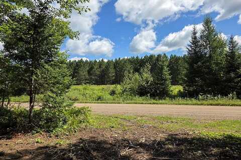 9 South Lake Road, Phillips, WI 54555