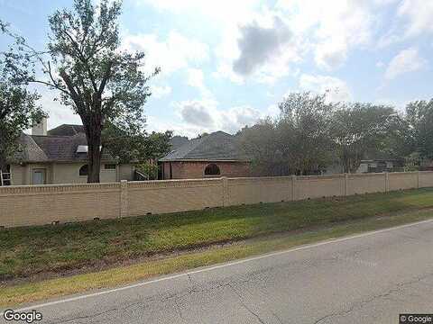 Oakwood Place Ct E # C, Houston, TX 77040