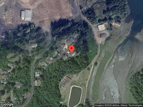 Se Edgecliff Dr, Waldport, OR 97394