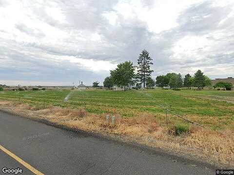 Adrian Rd Ne, Soap Lake, WA 98851