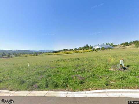 Stonegate Dr # 475, Eagle Point, OR 97524